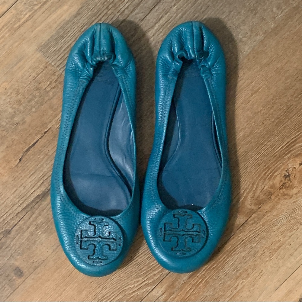 Tory Burch Lester turquoise teal flats - Size 11